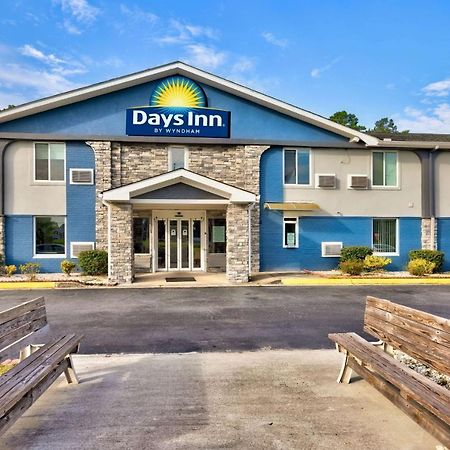 Days Inn By Wyndham Savannah Gateway I-95 Georgetown Exterior photo